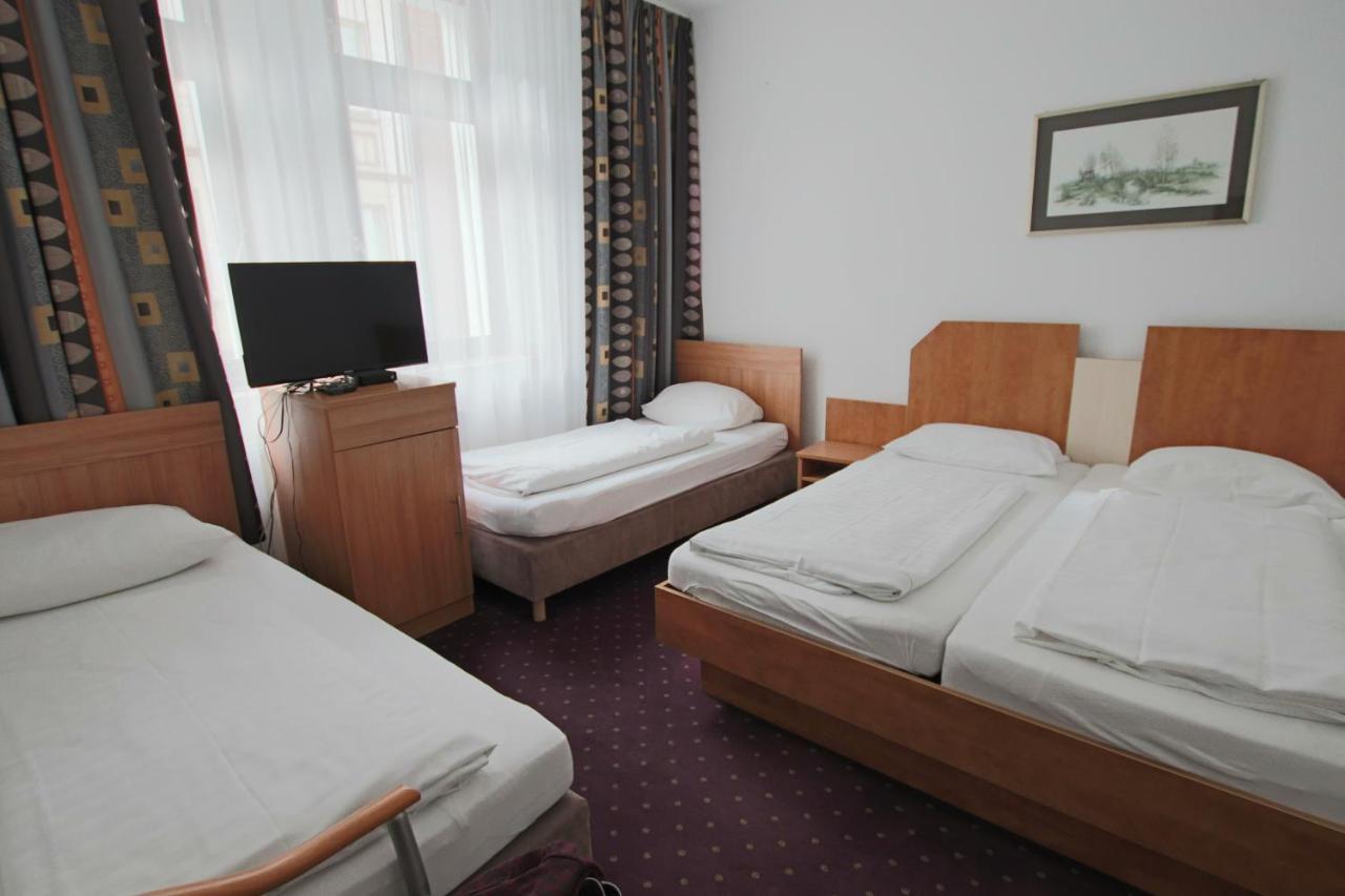 Centro Hotel Oberhausen Екстер'єр фото