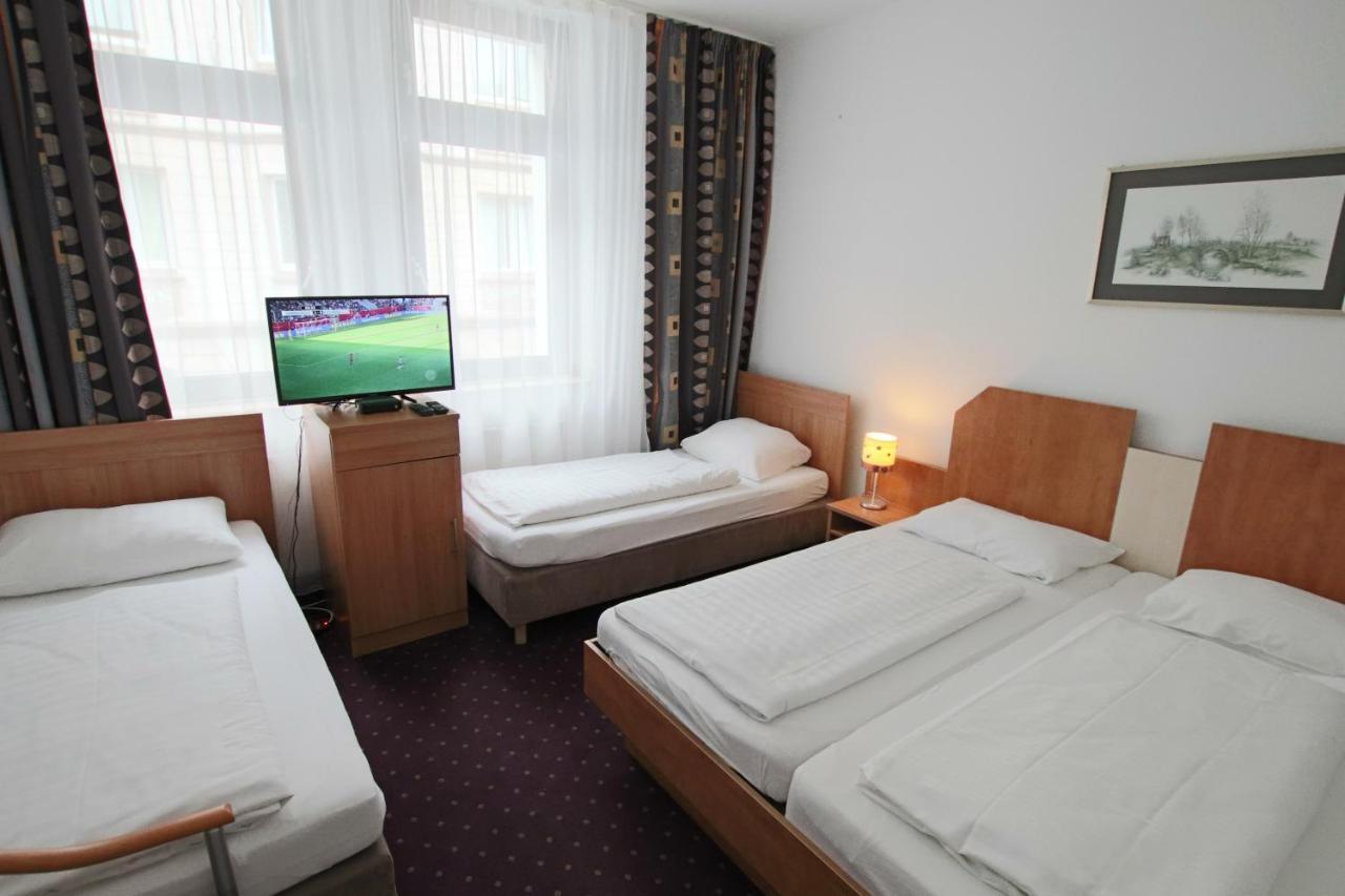 Centro Hotel Oberhausen Екстер'єр фото